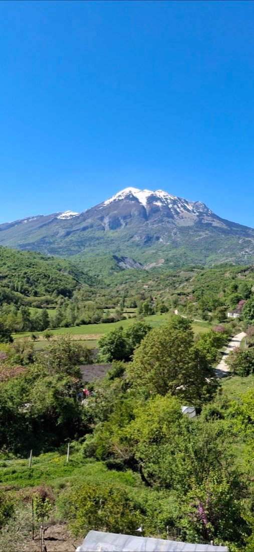 Gramousta Gramos Petsik Aetomilitsa Trail