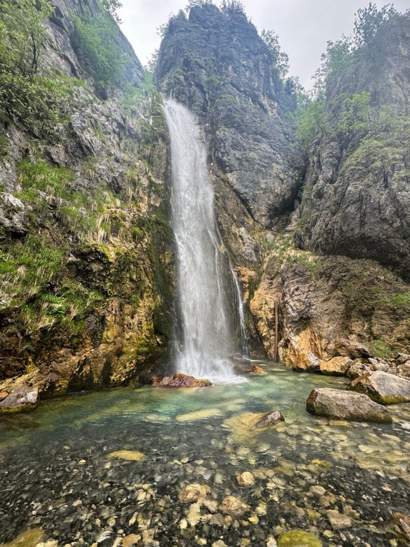 "Waterfall Grunas" Route